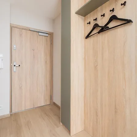 Modern With Air Conditioning In Downtown By Renters Krasków